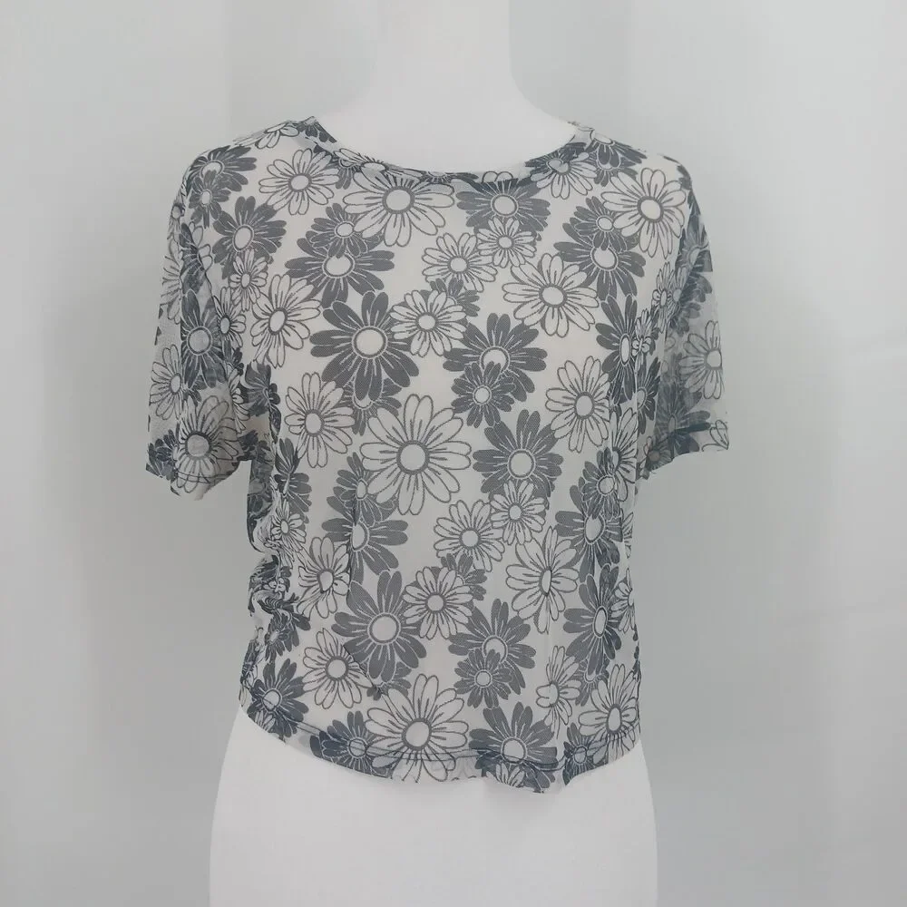womans size xl semi sweet white and grey sheer floral short sleeve cropped top
